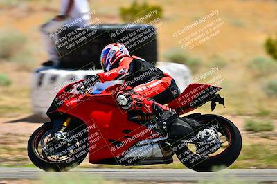 media/Apr-13-2025-TrackXperience (Sun) [[fb1ef998a6]]/Level 2 (Intermediate)/Turn 2 (Session 5)/